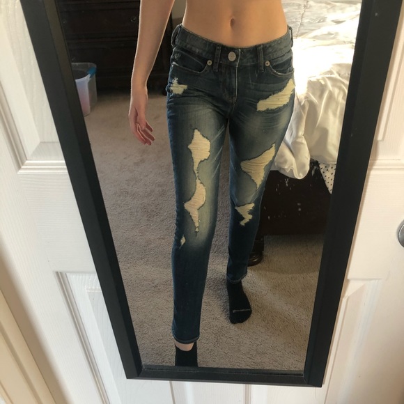 Jeans - Picture 2 of 3